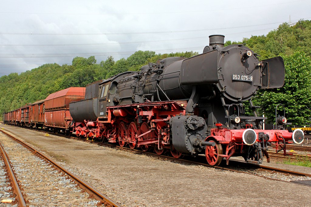 053 075-8 in Bochum Dahlhausen am 22.07.2011