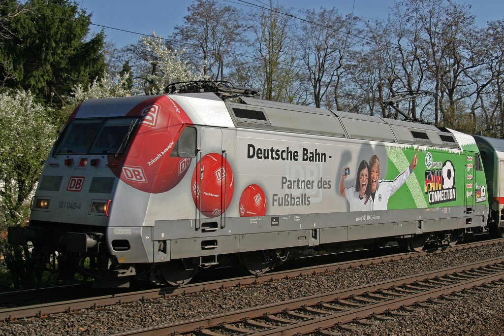 101 040 am 6.4.10 mi IC 2014 in D�sseldorf-Angermund