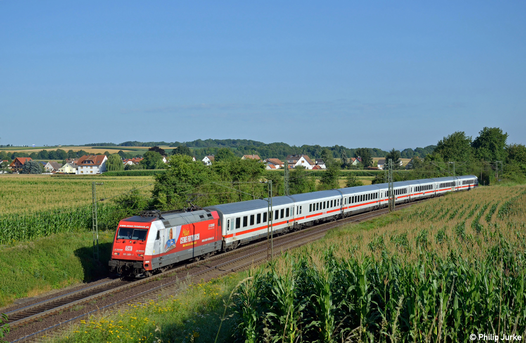 101 089-1 mit dem IC 2277 nach Stuttgart Hbf am 03.08.2012 in Kirch-G�ns.