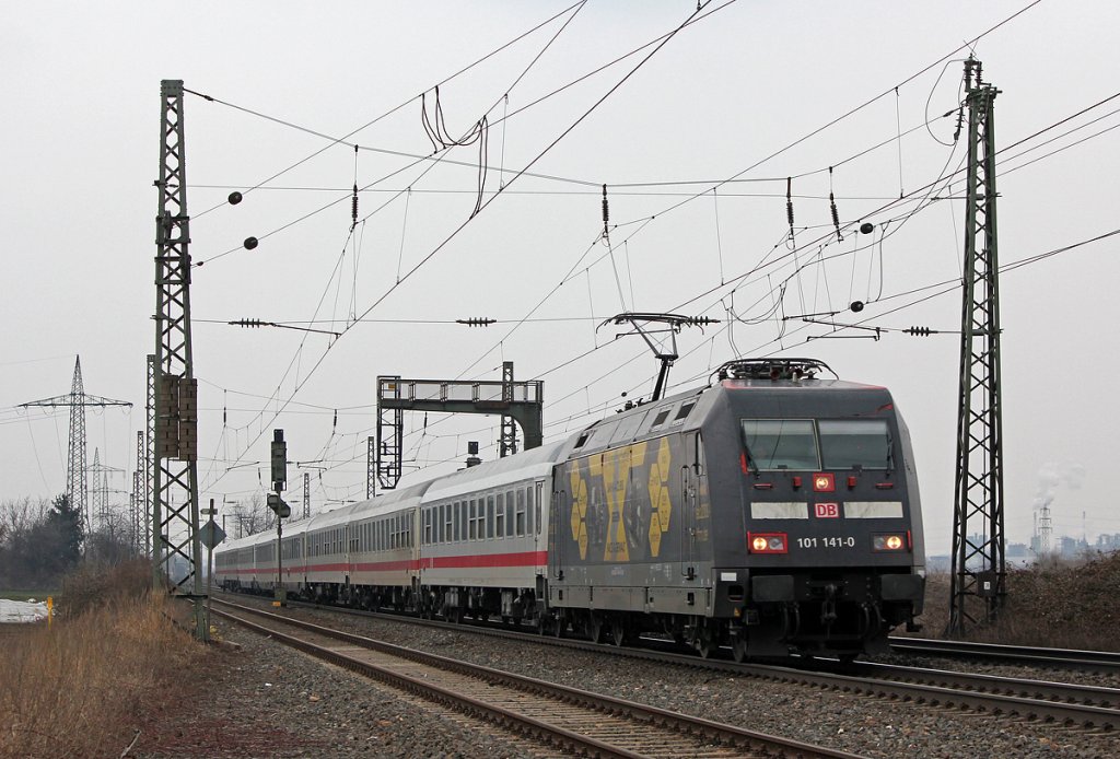 101 141-0 bei Br�hl am 30.03.2013