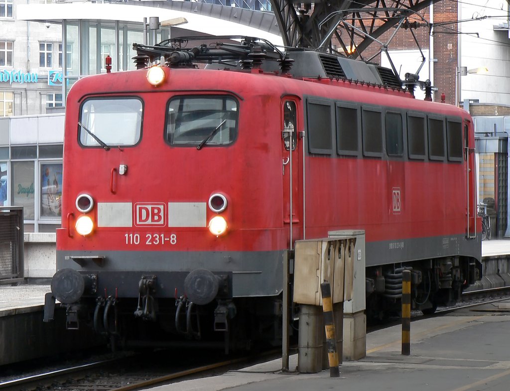 110 231-8 als Lz. in K�ln Hbf am 15.01.10