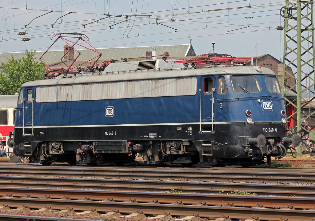 110 348-0 bei der Lokparade im DB Museum Koblenz am 21.05.2011