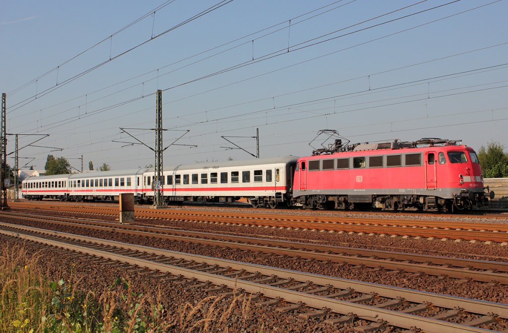110 483-5 bei Porz(Rhein) am 04.09.2012