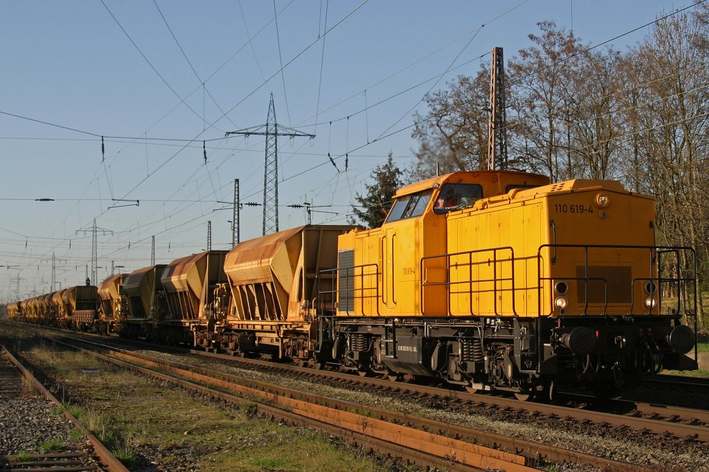 110 619 der SGL am 6.4.10in Ratingen-Lintorf