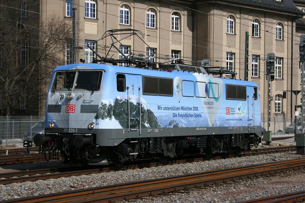 111 031 bei der Bereitstellung in M�nchen HBF