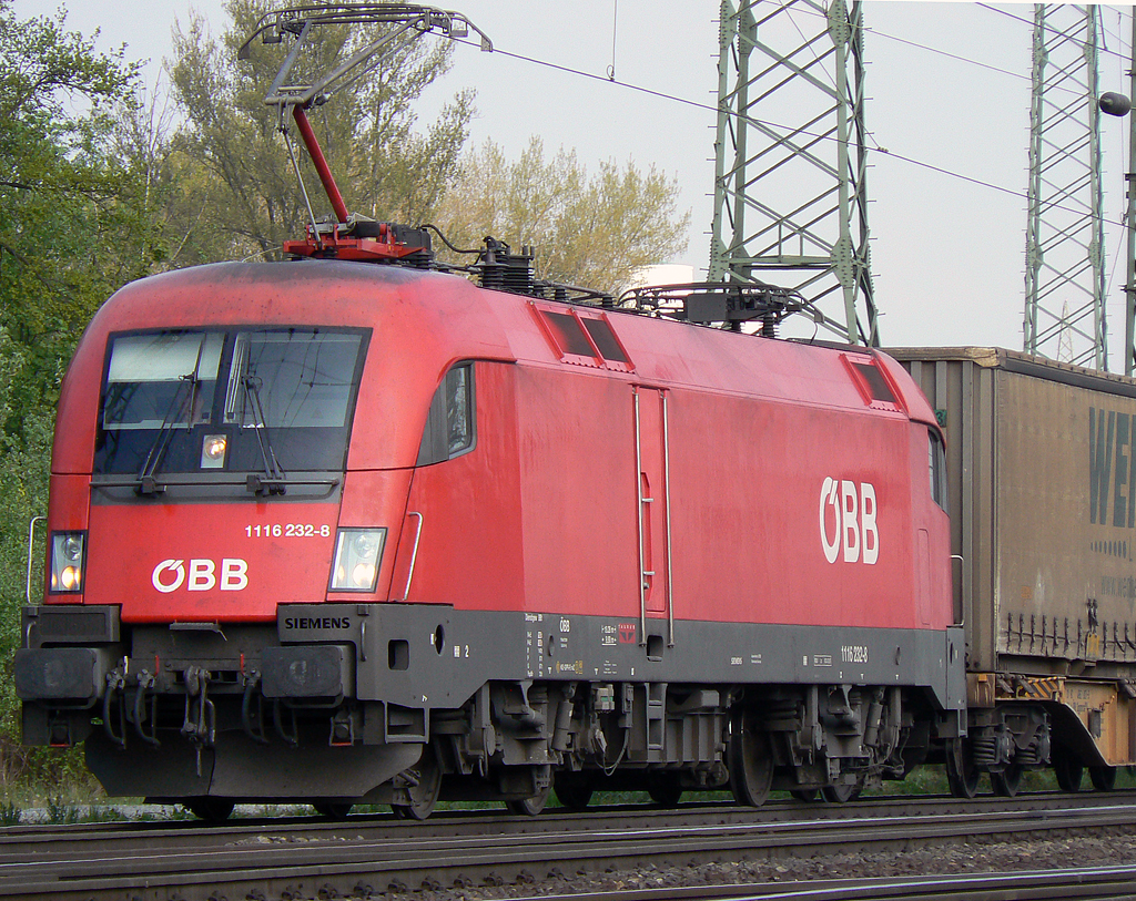 1116 232-8 der �BB in Gremberg am 27.04.2010