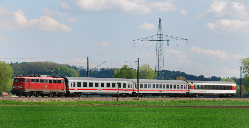 113 268-7, aufgenommen mit einem PbZ, am 04.05.12, kurz vor Mindelaltheim.