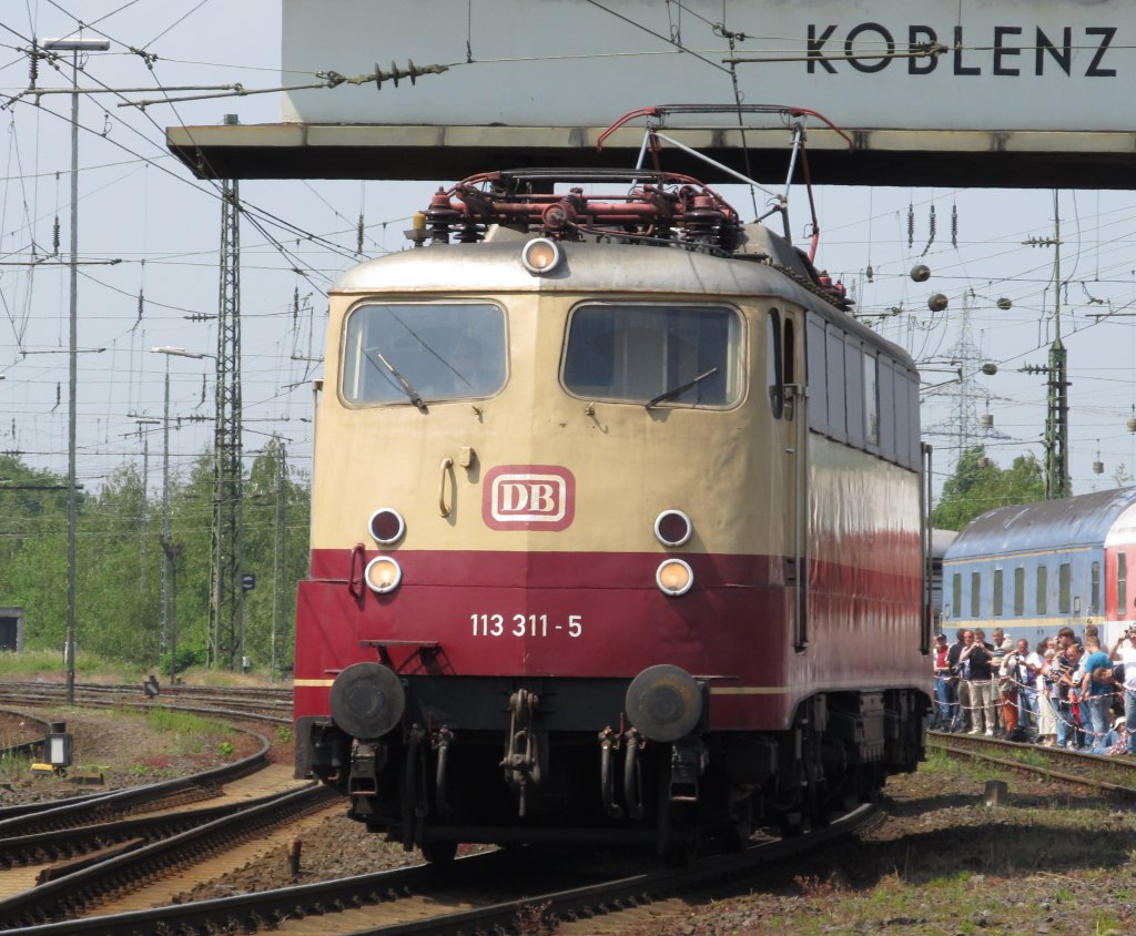 113 311-5 am 21.5.2011 bei der Lokparade im DB Museum Koblenz.