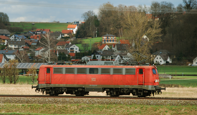 115 114-1, aufgenommen auf einer Solofahrt Richtung Ulm, am 13.04.13, kurz nach Burgau.