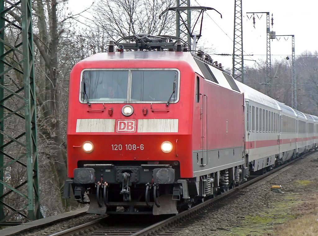 120 108-6 in K�ln West am 21.01.2010