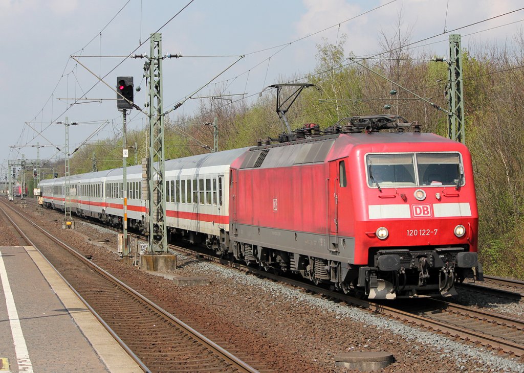 120 122-7 in K�ln Stammheim am 13.04.2012
