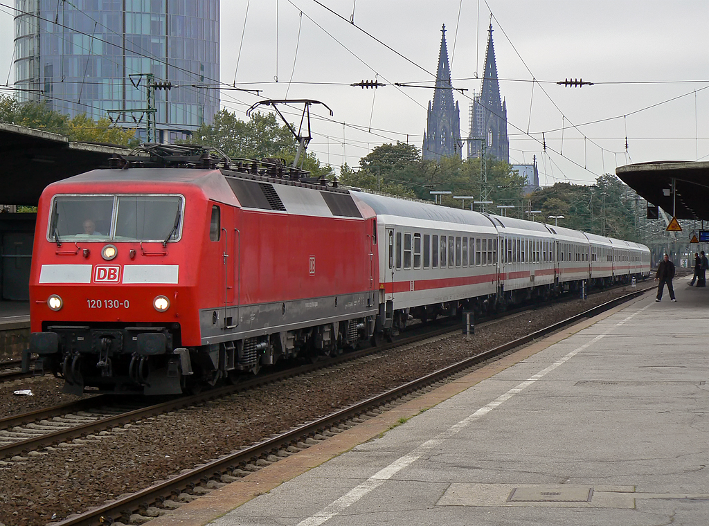 120 130-0 in K�ln/Messe-Deutz am 08.10.2010