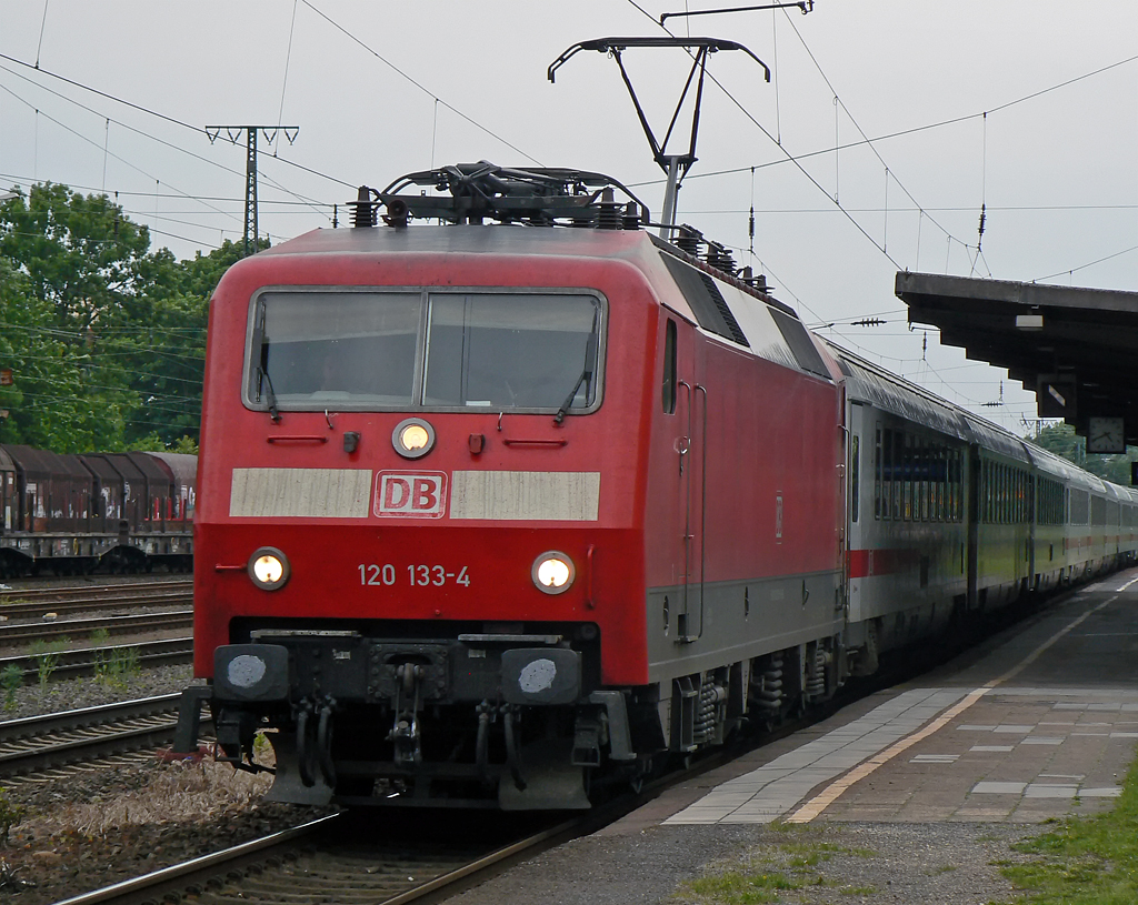 120 133-4 in K�ln West am 02.06.2010
