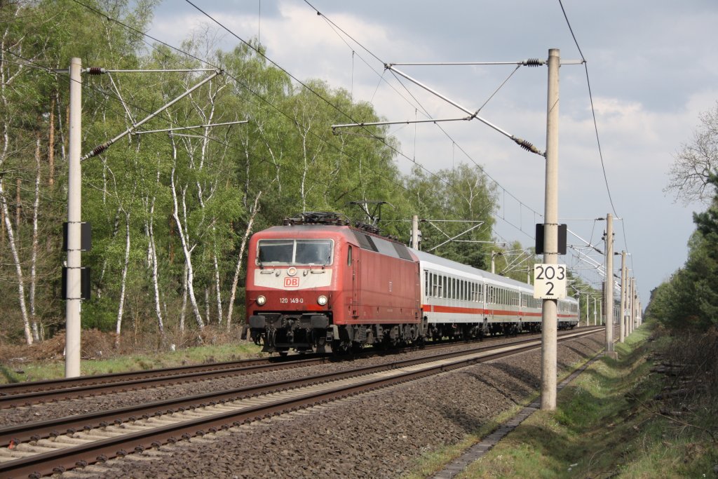 120 149 mit einem IC in Winkel am 30.04.2010