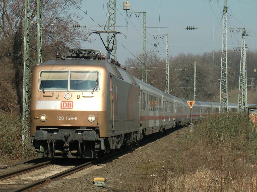 120 159-9 am 04.03.11. in K�ln West.