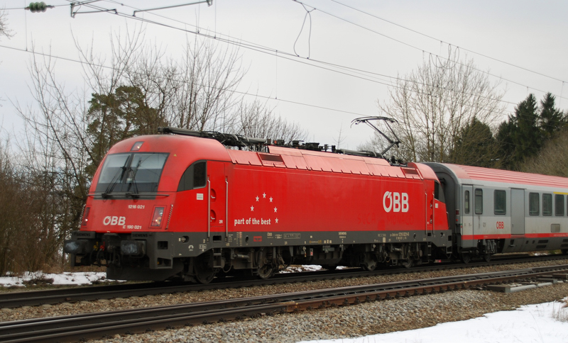 1216 021-6, eine Part Of The Best. Aufgenommen am 19.02.13, in A�ling.