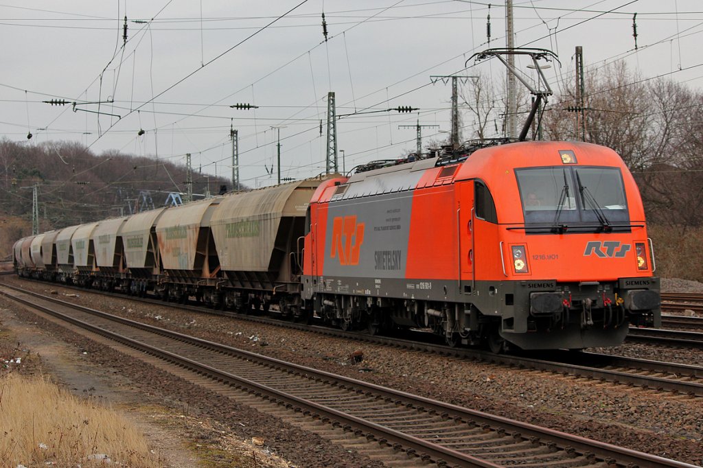 1216 901 der RTS mit Getreidezug in K�ln West am 27.02.2012