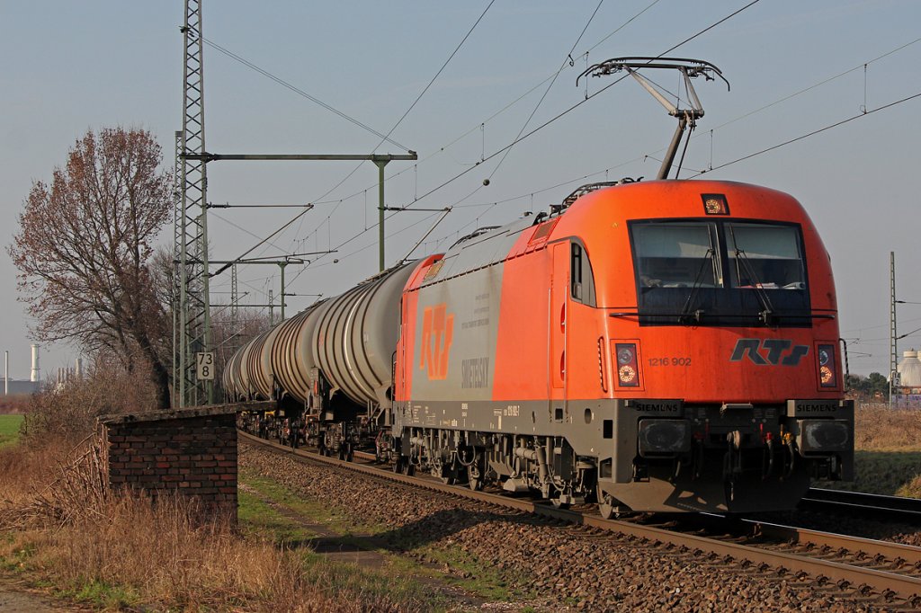 1216 902 der RTS mit KeWa in Porz Wahn am 16.03.2012