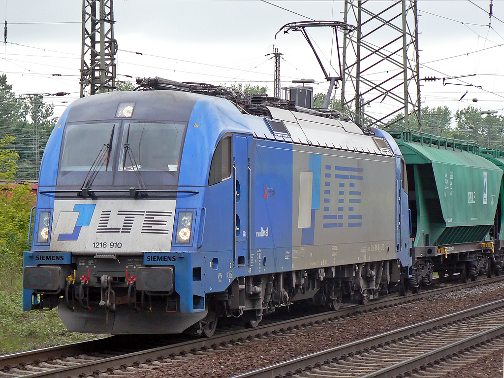 1216 910 der LTE in Gremberg am 12.05.2010