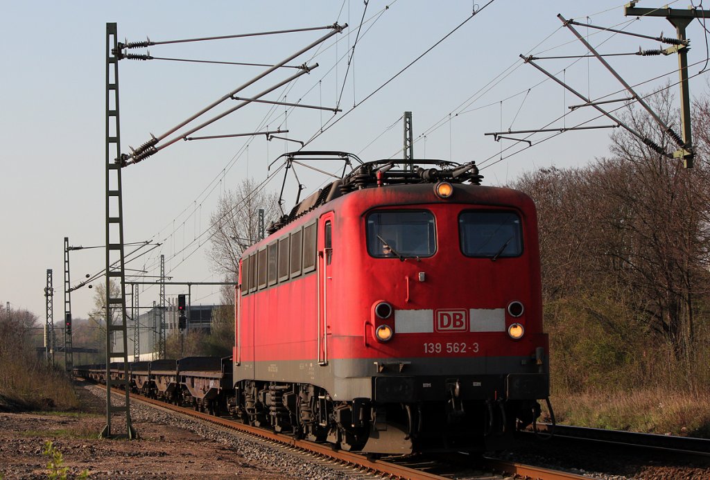139 562-3 in Bonn Oberkassel am 28.03.2012