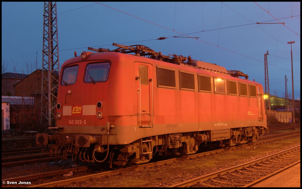 140 003-5 (EBM Cargo) in Bonn-Beuel am 29.1.2013.  