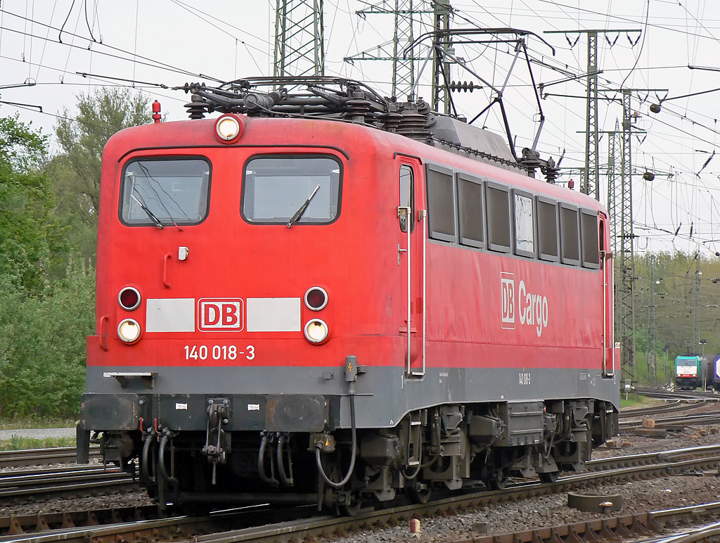 140 018-3 in Gremberg am 29.04.2010