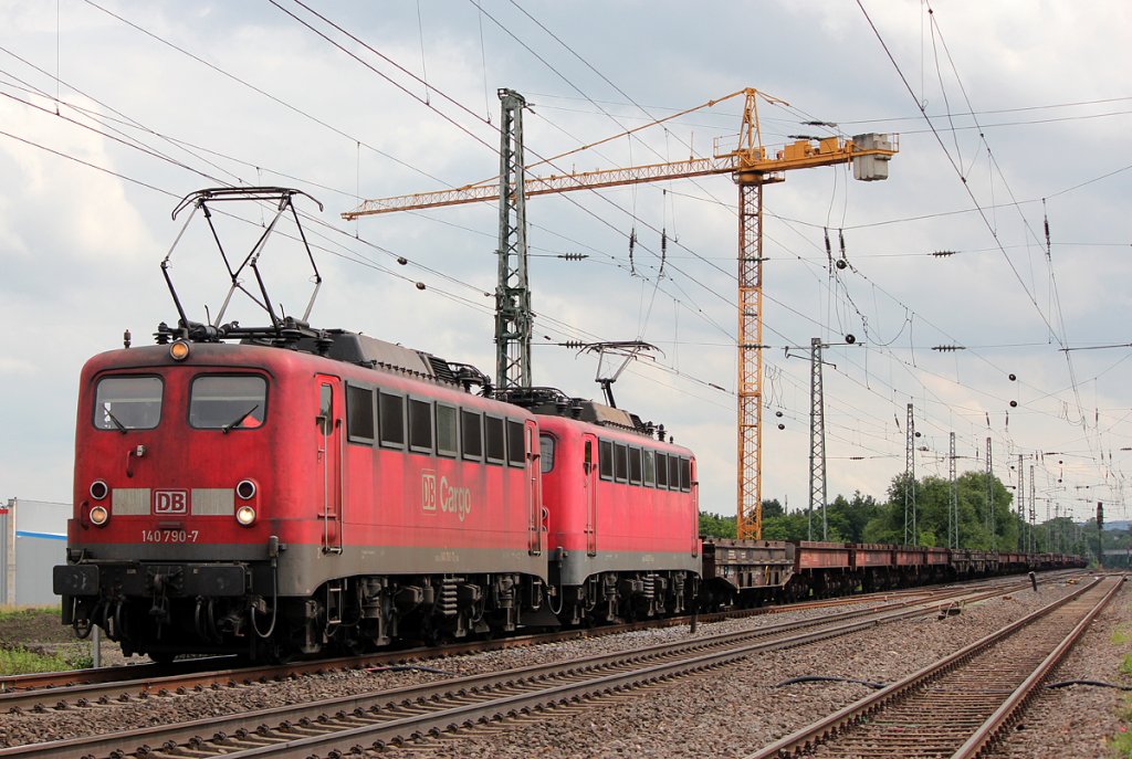 140 097-9 und 140 xxx-x in Br�hl am 15.06.2012