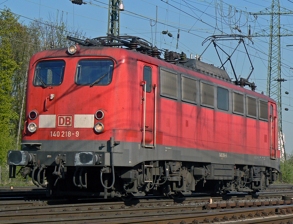 140 218-9 in Gremberg am 22.04.2010