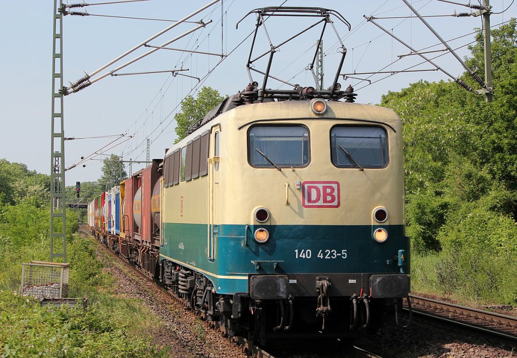 140 423-5 in Bonn Oberkassel am 07.05.2011