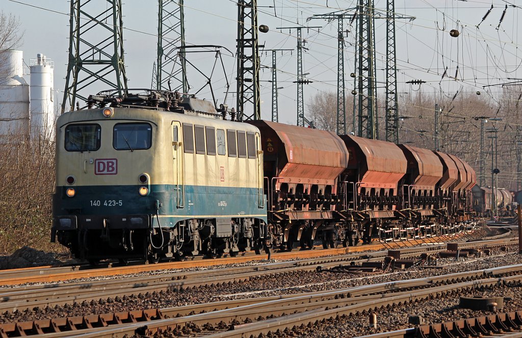 140 423-5 in Gremberg am 28.01.2011