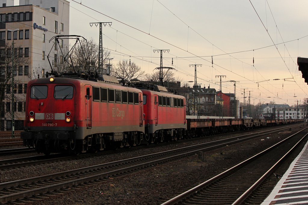140 790-7 mit 140 xxx-x in K�ln West am 22.02.2012