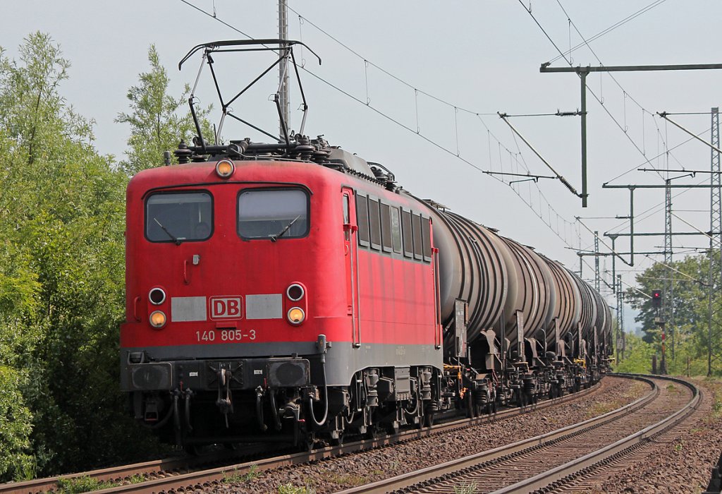 140 805-3 mit Kesselzug in Porz Wahn am 05.05.2011