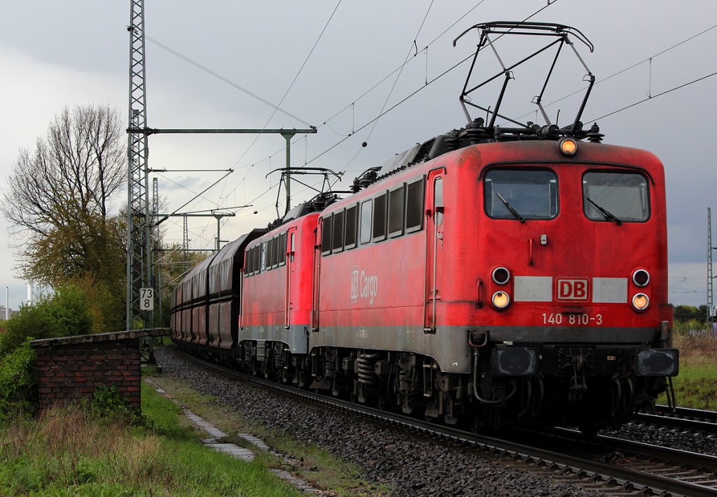 140 810-3 mit 140 xxx-x in Porz Wahn am 21.04.2012
