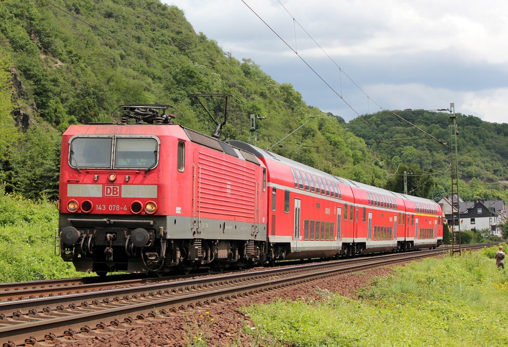 143 078-4 am RB27 zwischen Linz(Rhein) und Erpel am 23.06.2012