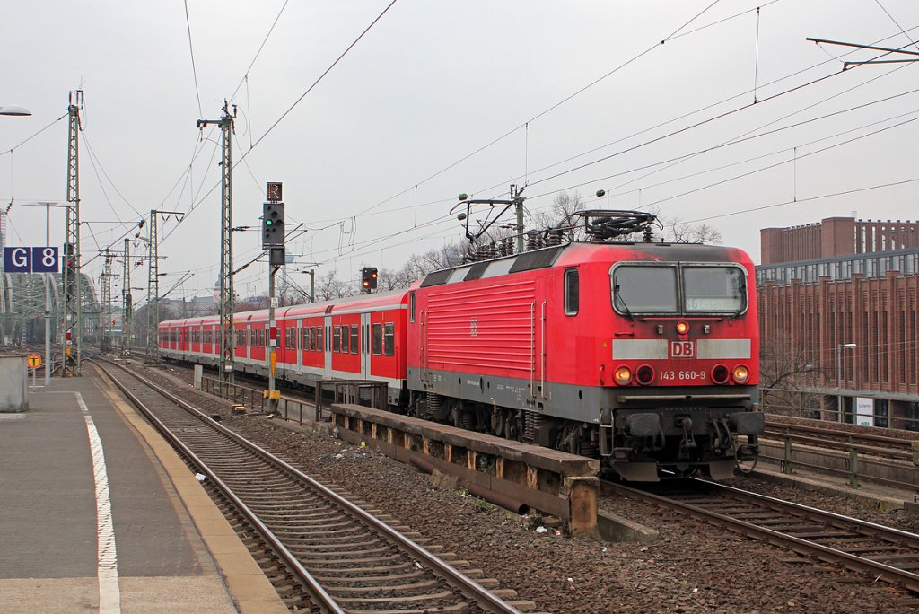 143 660-9 auf der S6 rtg Essen in K�ln Messe/Deutz am 23.03.2013