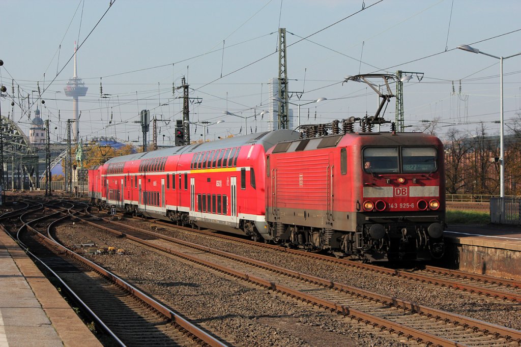 143 925-6 am RB27 in K�ln Messe/Deutz am 01.11.2011