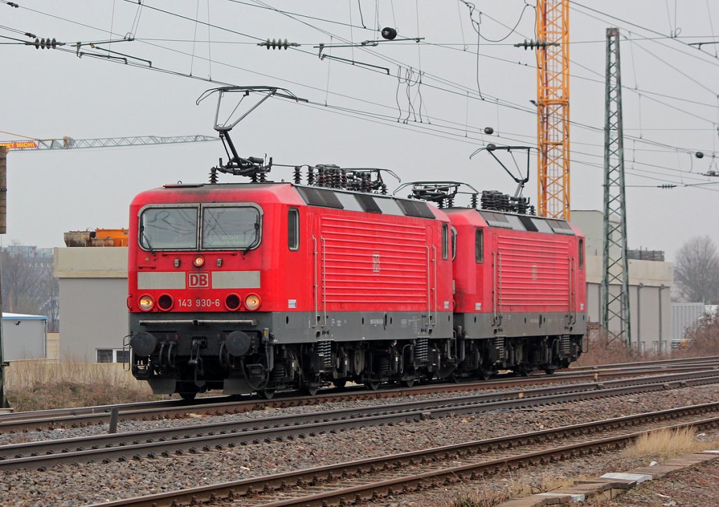 143 930-6 & 143 825-8 bei Br�hl am 30.03.2013