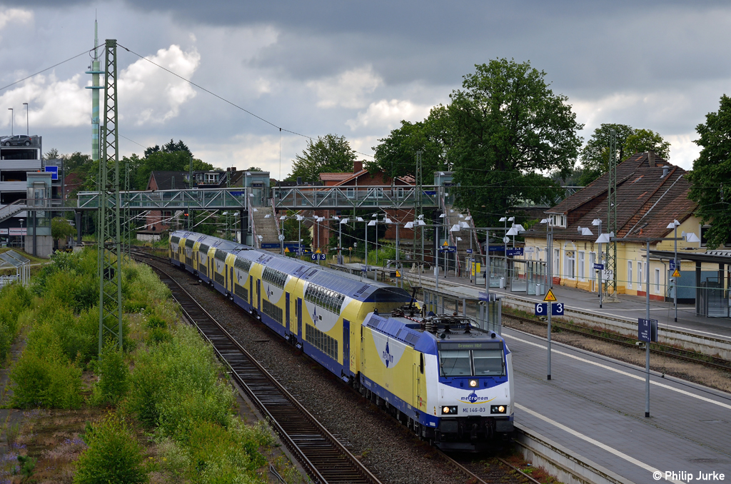 146 503-8 mit dem ME 82010 von Hamburg nach Bremen am 15.07.2012 in Buchholz.