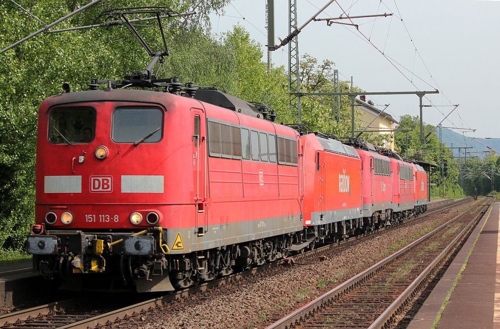 151 113-8 mit Lokzug in Bonn Oberkassel am 06.05.2011