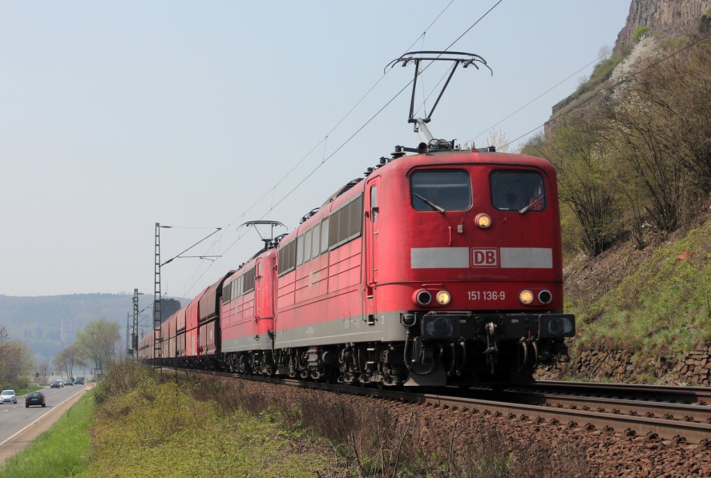 151 136-9 & 151 016-1 bei Erpel am 22.04.2013