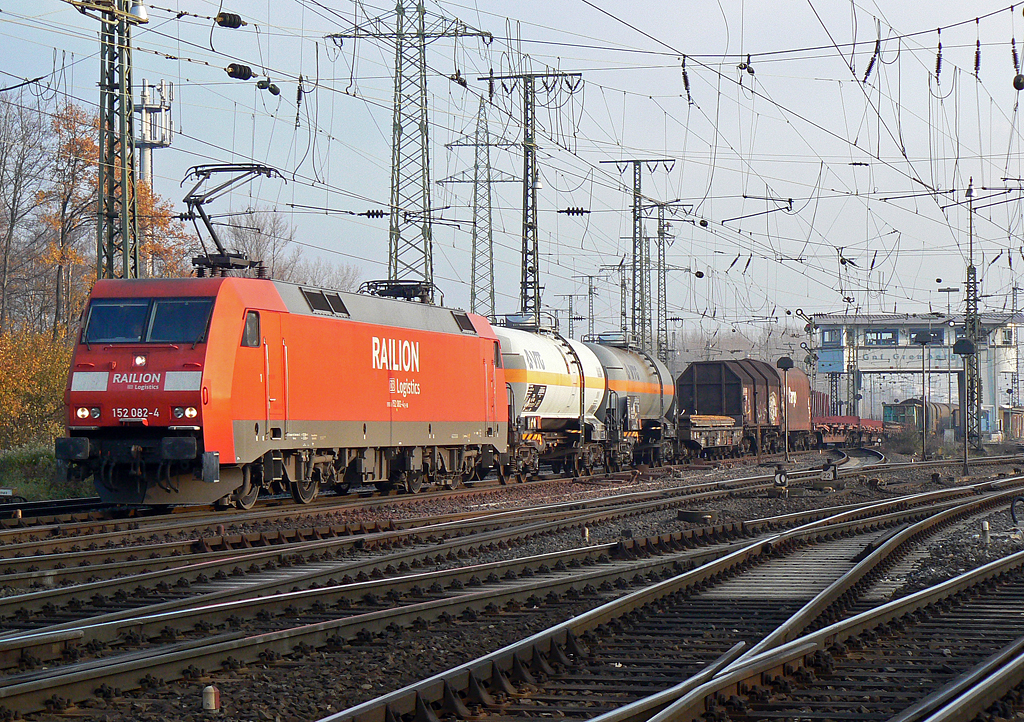 152 082-4 in Gremberg am 16.11.2010