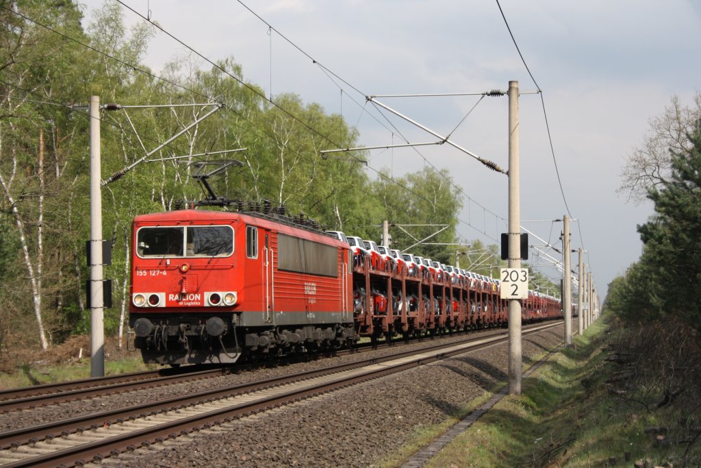 155 127 mit einem G�terzug in Winkel am 30.04.2010