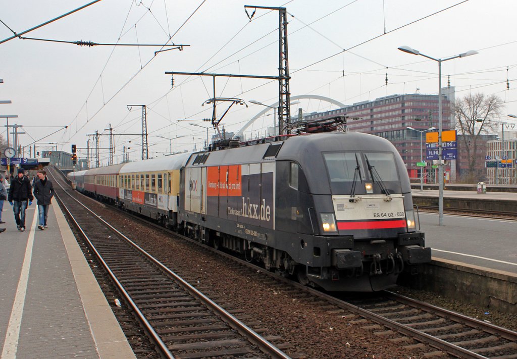 182 530 / ES 64 U2-030 mit dem HKX1802 in K�ln Messe/Deutz am 23.03.2013