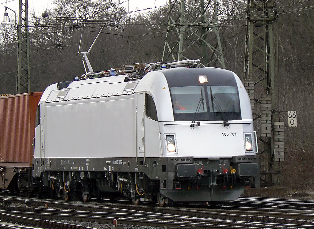 183 701 w�hrend eines Regenschauers in Gremberg am 24.02.2010