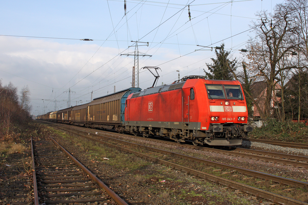 185 043-7 in Ratingen Lintorf am 26,01,11