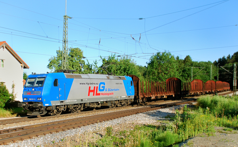 185 511-3, aufgenommen am 28.06.11, bei der Durchfahrt durch A�ling.
