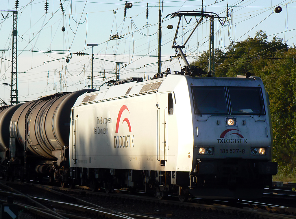 185 537-8 der TXLogistic in Gremberg am 04.10.2010