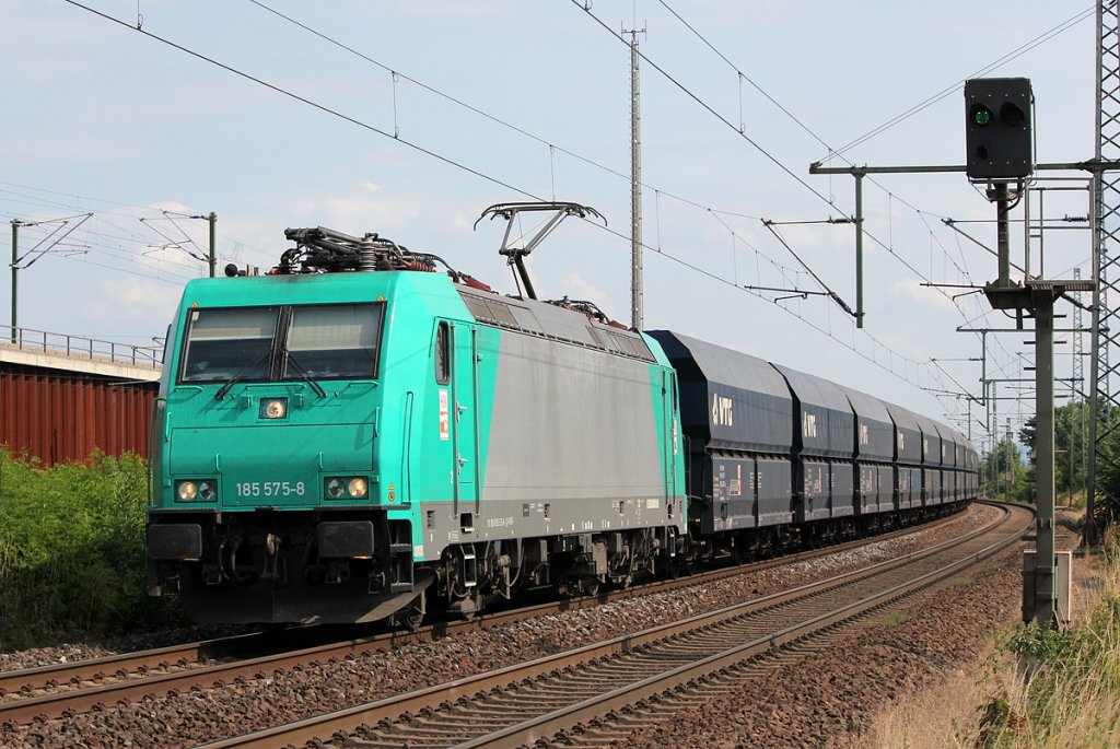 185 575-8 der HGK in Porz Wahn am 04.07.2012 