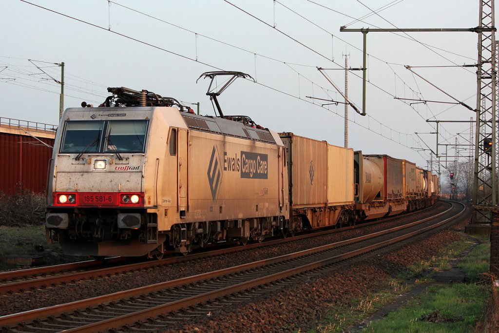 185 581-6 in Crossrail Diensten in Porz Wahn am 23.03.2012