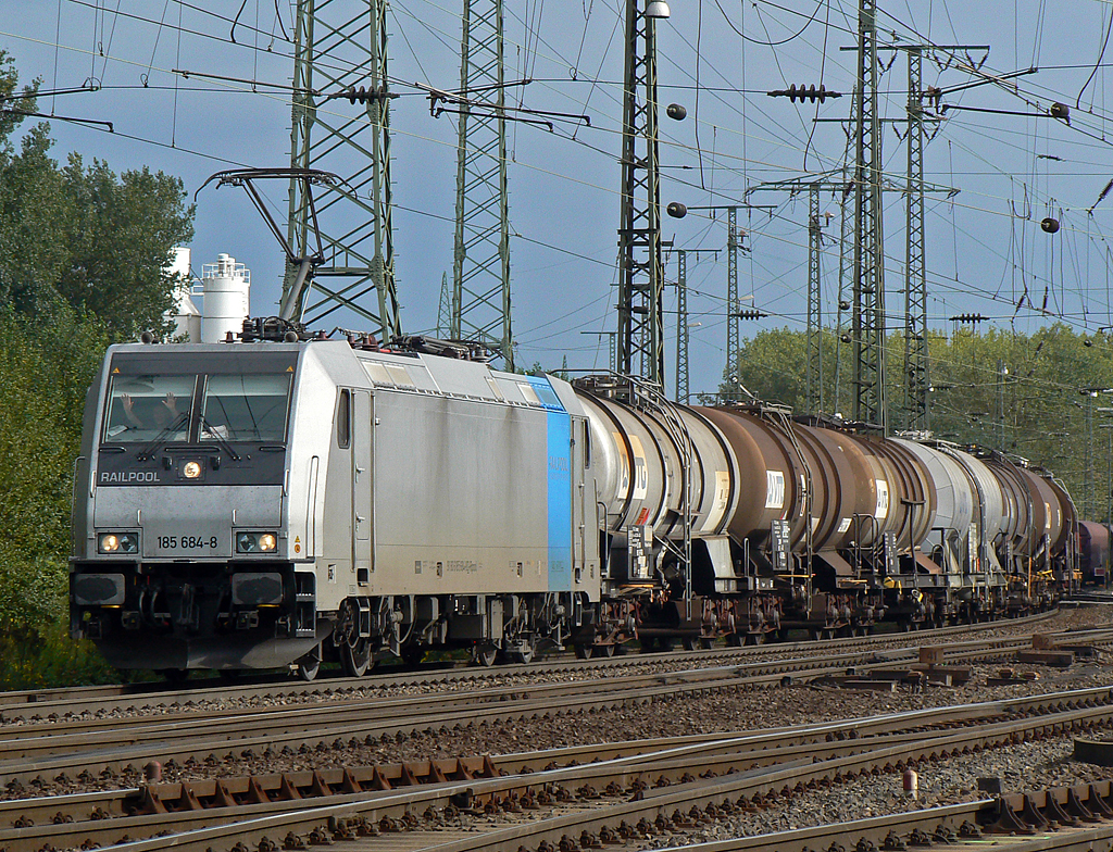 185 684-8 von RAILPOOL in Gremberg am 05.10.2010, gru� an den Tf. !!!